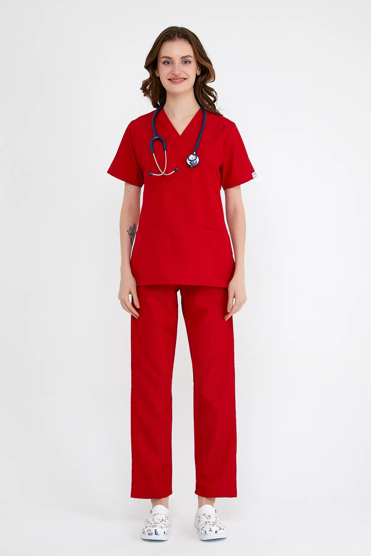 V Yaka Forma Takımı — Kırmızı — MD-2204-RED